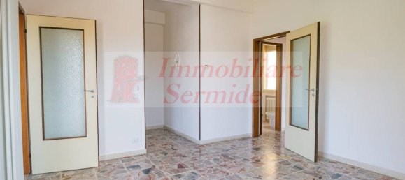 2 bedrooms Apartment in Sermide e Felonica, Italy No. 85487 2