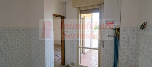 2 bedrooms Apartment in Sermide e Felonica, Italy No. 85487 4