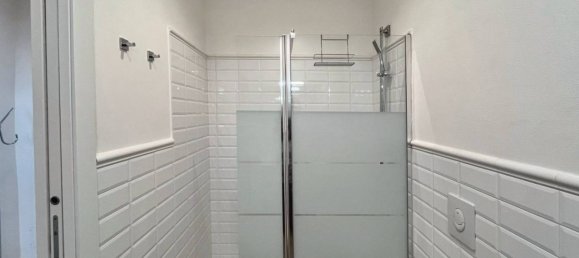 2 bedrooms Apartment in Florence, Italy No. 272545 8