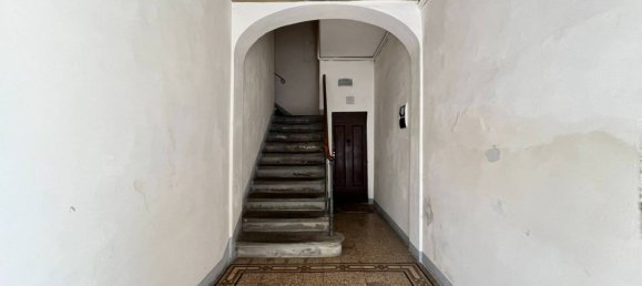 2 bedrooms Apartment in Florence, Italy No. 272545 32