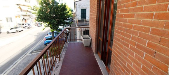 4 bedrooms Apartment in Montegranaro, Italy No. 352264 3
