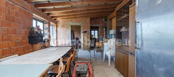 5-Zimmer Hotel in Cislago, Italy, Nr. 307840 8