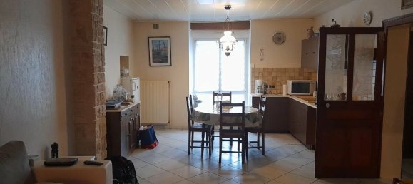 3 Schlafzimmer Haus in Tronville-en-Barrois, France, Nr. 82061 4