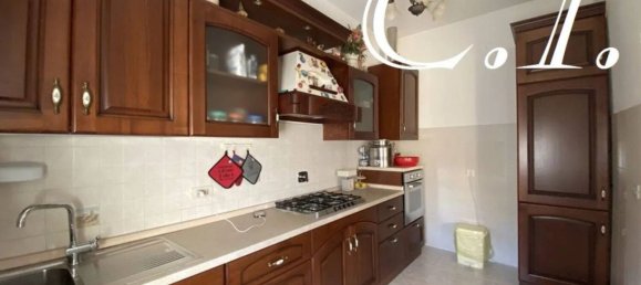 5 bedrooms Apartment in Cairo Montenotte, Italy No. 9987 3