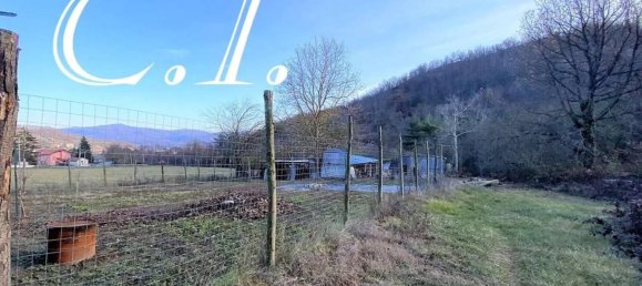 5 bedrooms Apartment in Cairo Montenotte, Italy No. 9987 21