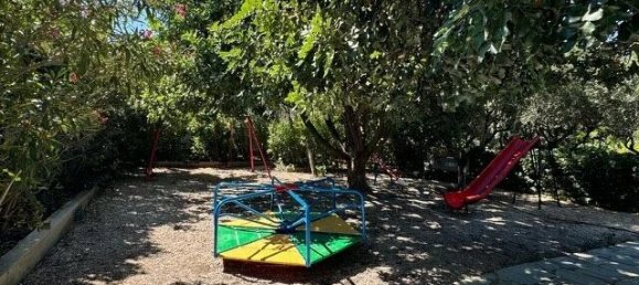 5 bedrooms Villa in Kalyvia Thorikou, Greece No. 1847 12