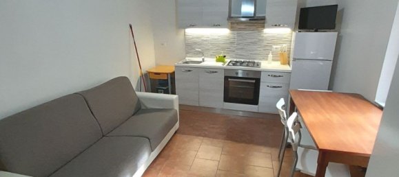 4 bedrooms Apartment in Poggibonsi, Italy No. 379653 2