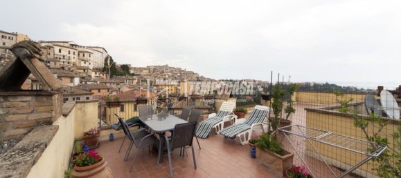 4غرفة بانتهاوس في Perugia, Italy رقم 153875 21