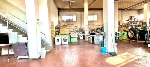 553m² Warehouse in Tortona, Italy No. 62459 21