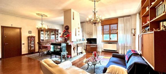 553m² Warehouse in Tortona, Italy No. 62459 4