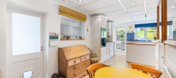 4 Schlafzimmer Haus in Redhill, United Kingdom, Nr. 1036 32