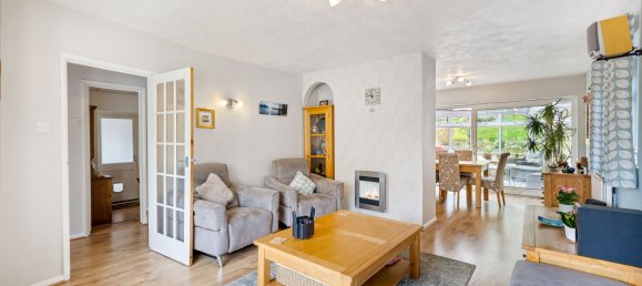 4 Schlafzimmer Haus in Redhill, United Kingdom, Nr. 1036 47