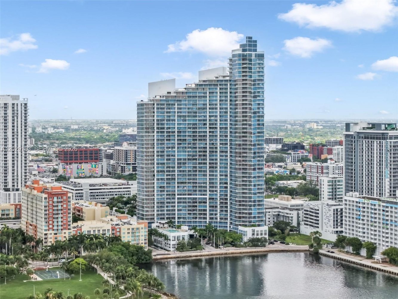 3 bedrooms Commercial property for rent in Miami, Miami-Dade, Florida, USA № 615046