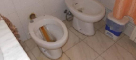 Apartamento de 3 habitaciónes en Limbiate, Italy No. 185242 15