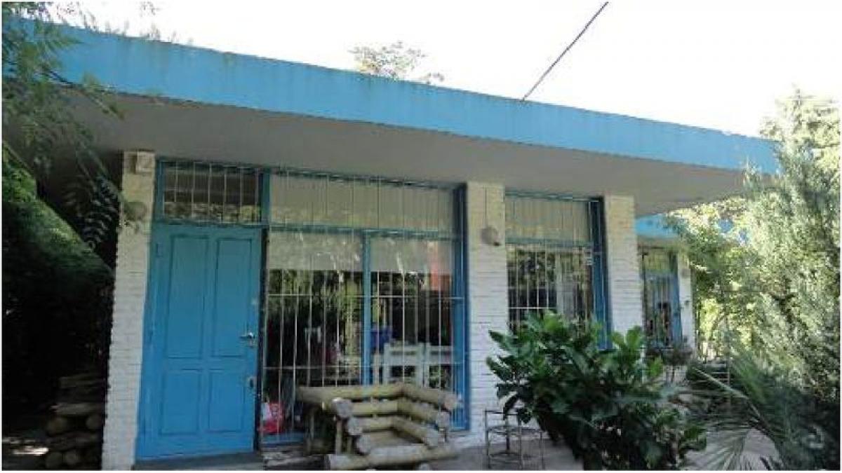 3 bedrooms House in Maldonado, Uruguay No. 8606