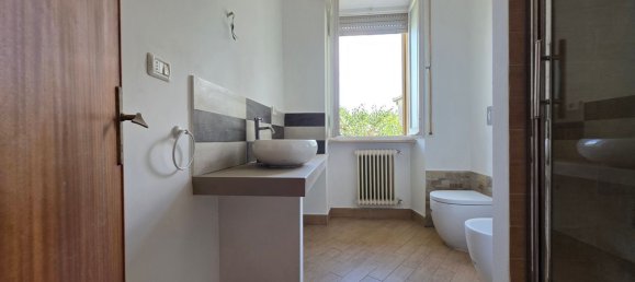 6-Zimmer Wohnung in Pesaro, Italy, Nr. 284719 2