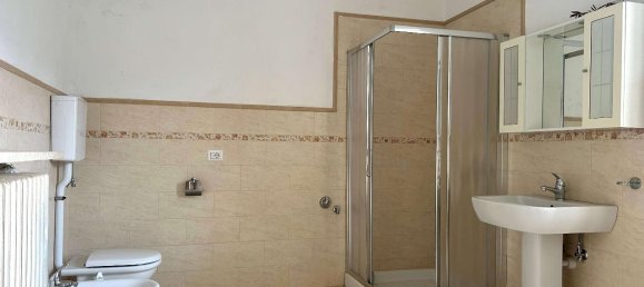 Дом с 5 комнатами в Гарессио, Италия № 4742 22