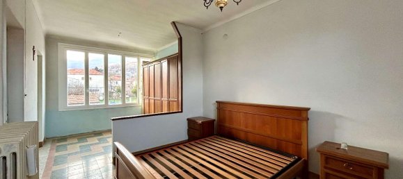 Дом с 5 комнатами в Гарессио, Италия № 4742 18