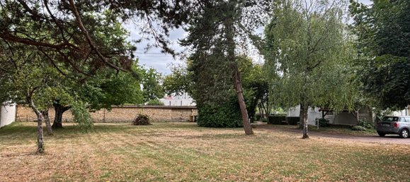 5 bedrooms House in Varennes-Vauzelles, France No. 305694 2