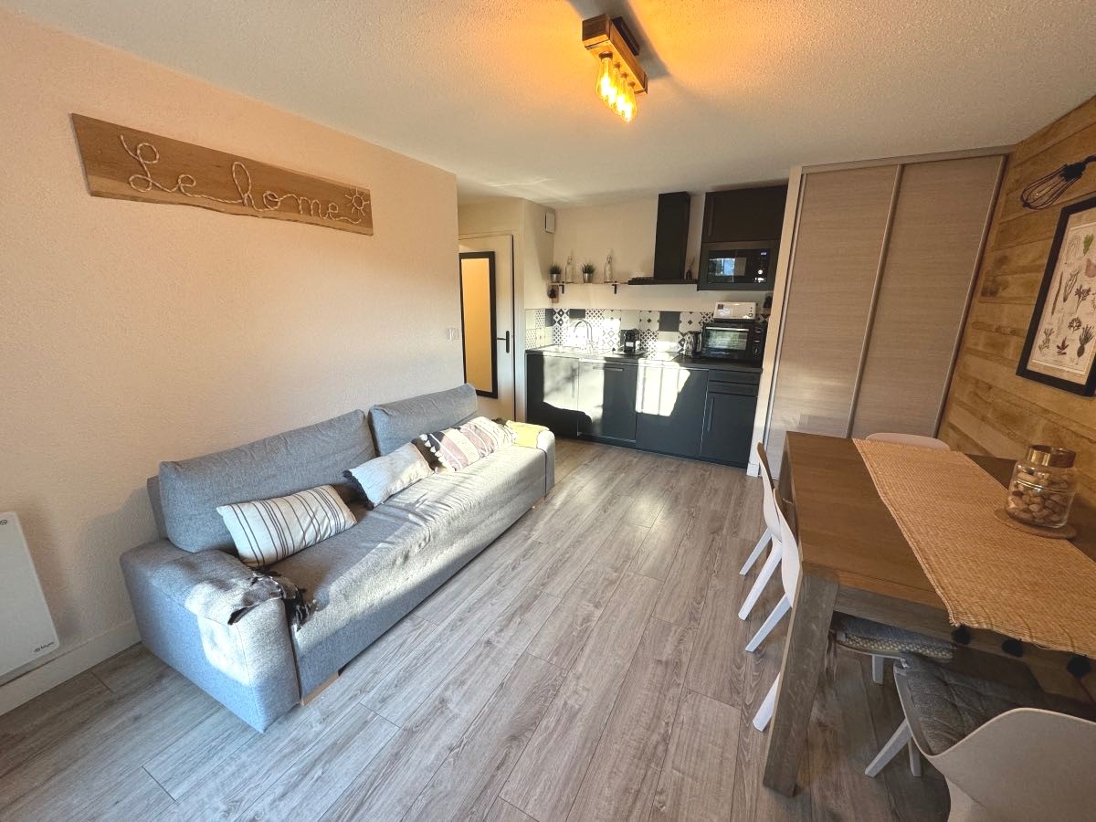 1 bedroom Apartment in Varaville, France No. 195003