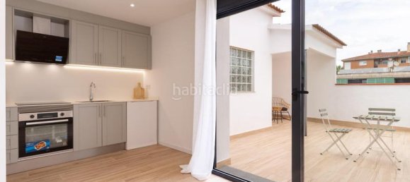 3 bedrooms Castles in Terrassa, Spain No. 189360 8