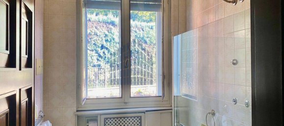 5-salle Appartement à Brescia, Italy No. 4714 13