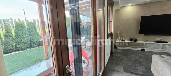 2 غرف نوم فيلا في Vimercate, Italy رقم 321842 7