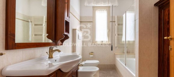 Casa de 4 dormitorios en Mosciano Sant'Angelo, Italy No. 218055 12