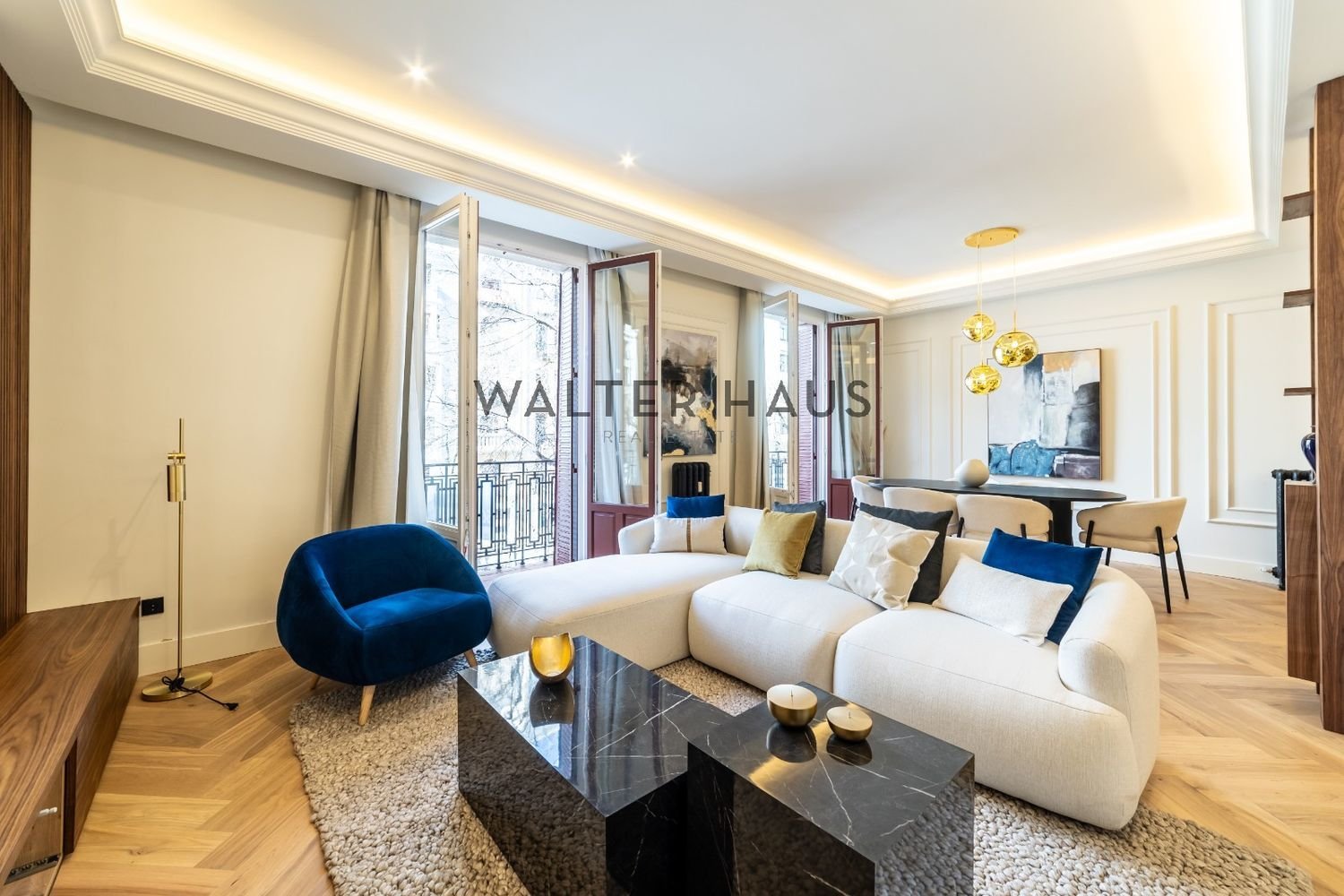 3 bedrooms Apartment in Madrid, Spain No. 82347