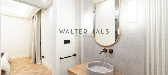 3 bedrooms Apartment in Madrid, Spain No. 82347 11