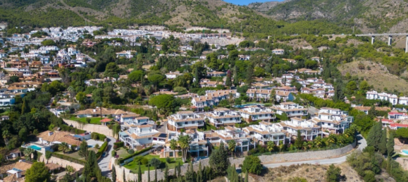 3 bedrooms Castles in Benalmadena, Spain No. 125955 2