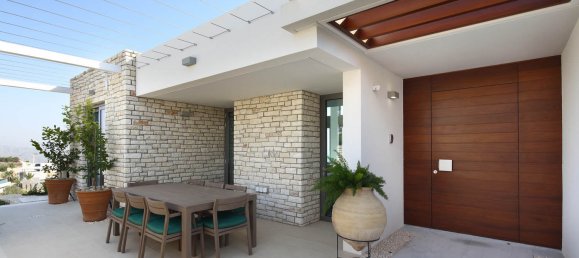 3 bedrooms Villa in Paphos, Cyprus No. 10282 6