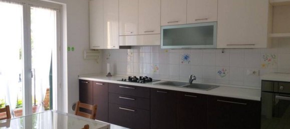 5 rooms Villa in Ferrara, Italy No. 107102 4