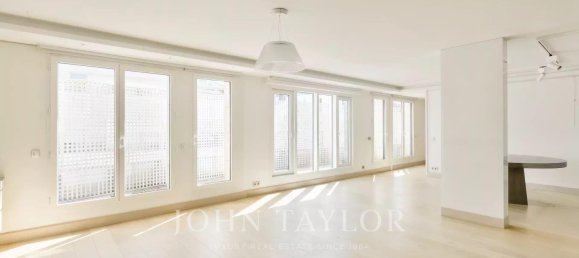 4 bedrooms Duplex in Paris, France No. 360771 8