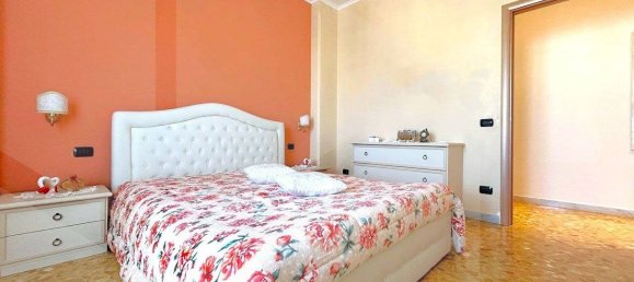 3 rooms Apartment in Triggiano, Italy No. 21389 25
