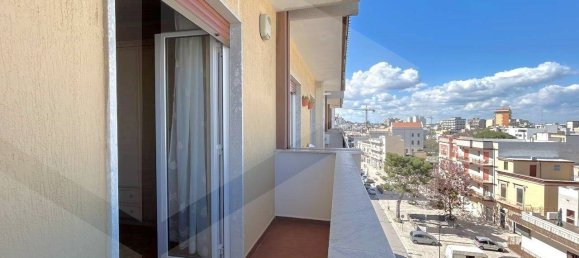 3 rooms Apartment in Triggiano, Italy No. 21389 2