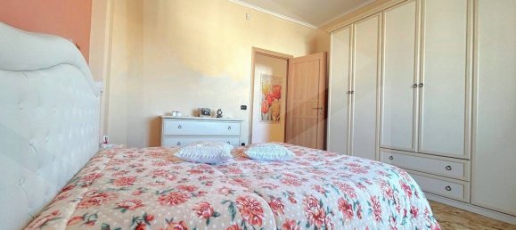 3 rooms Apartment in Triggiano, Italy No. 21389 35
