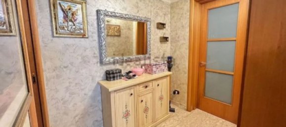 Apartamento de 3 habitaciónes en Bari, Italy No. 107611 11