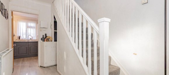 3 Schlafzimmer Haus in Dartford, United Kingdom, Nr. 4928 2