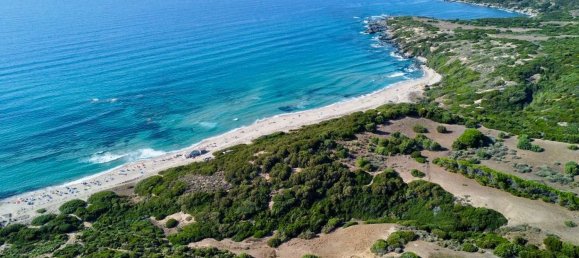 Terreno en Trinità d'Agultu e Vignola, Italy 90000 m² No. 276132 2