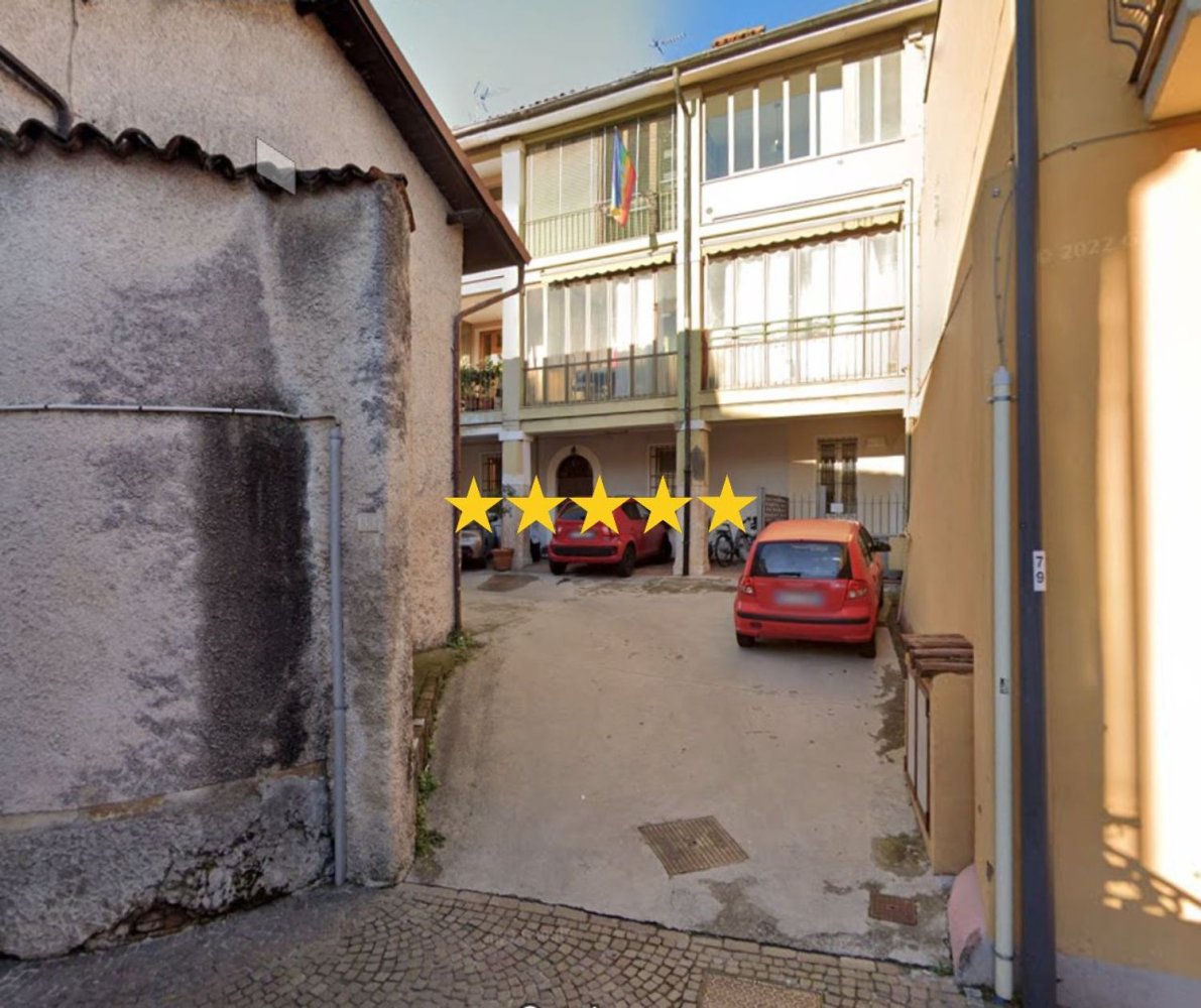 4-salle Appartement à Brescia, Italy No. 338456