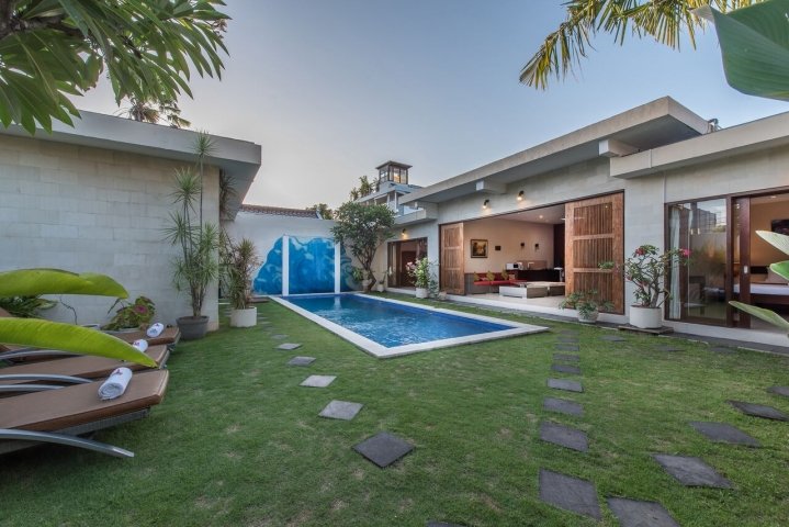 Вилла с 3 спальнями в Seminyak, Бадунг, Бали, Индонезия № 3385