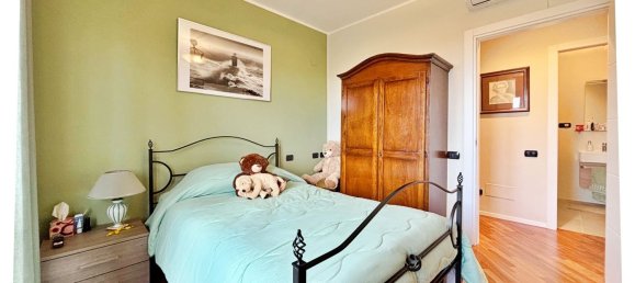 Apartamento de 4 divisões em Fiumicino, Italy N.º 194757 8