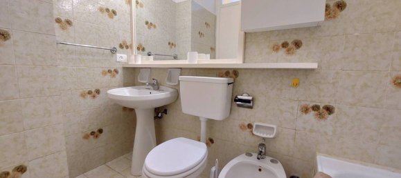 Apartamento de 1 dormitorio en San Bartolomeo al Mare, Italy No. 270146 12