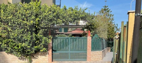 4غرفة شقة في Frattaminore, Italy رقم 18745 28