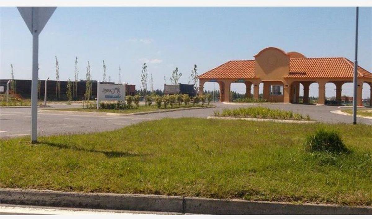  قطعة أرض في Tigre, Argentina رقم 117171