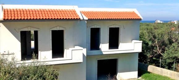 256m² Property in Hersonissos, Greece No. 4520 3