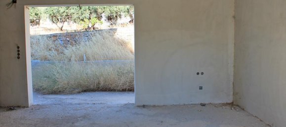 256m² Property in Hersonissos, Greece No. 4520 7