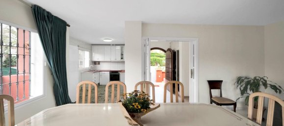 6 bedrooms Villa in Marbella, Spain No. 129933 21