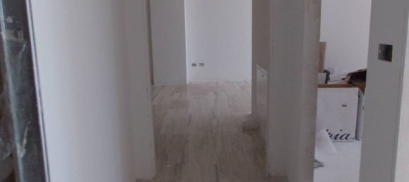 3 rooms Apartment in Spinetoli, Italy No. 276651 9